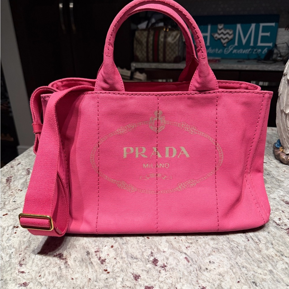 Prada Peonia Pink Canapa denim tote 😍